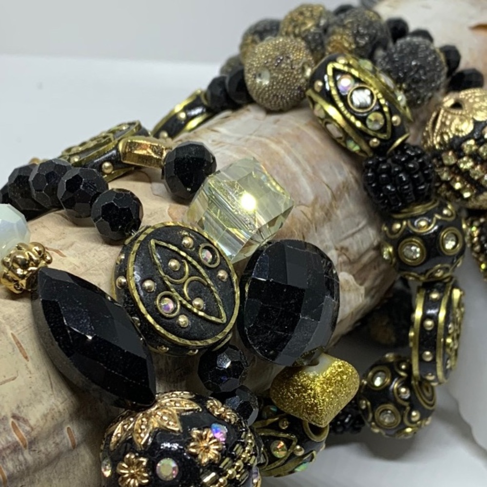 BRACELETS - Picture 3 of 3